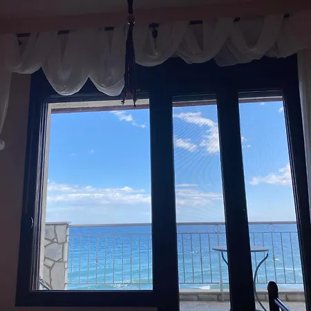 βεράντα στο αιγαίο Villa Kókkinon Nerón