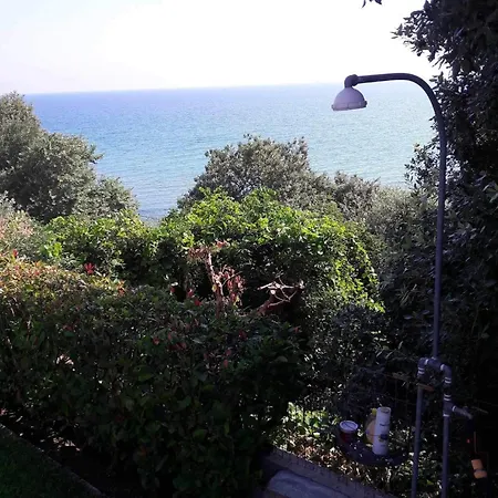 βεράντα στο αιγαίο Villa Kókkinon Nerón