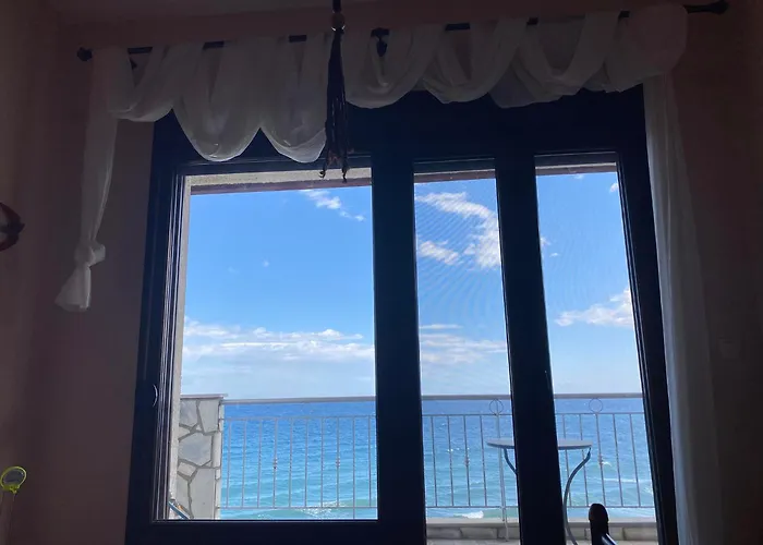 βεράντα στο αιγαίο Vilă Kókkinon Nerón